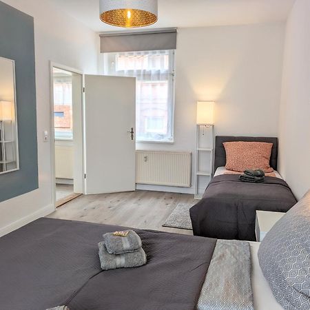 Casa Apartment Modern Vintage Flexibilitaet Pur- Perfektes Apartment Fuer Familien Und Geschaeftsreisende 5 Schlafplaetze, Vollausstattung, Amazon Prime & Parkplatz Inklusive Magdeburgo Exterior foto