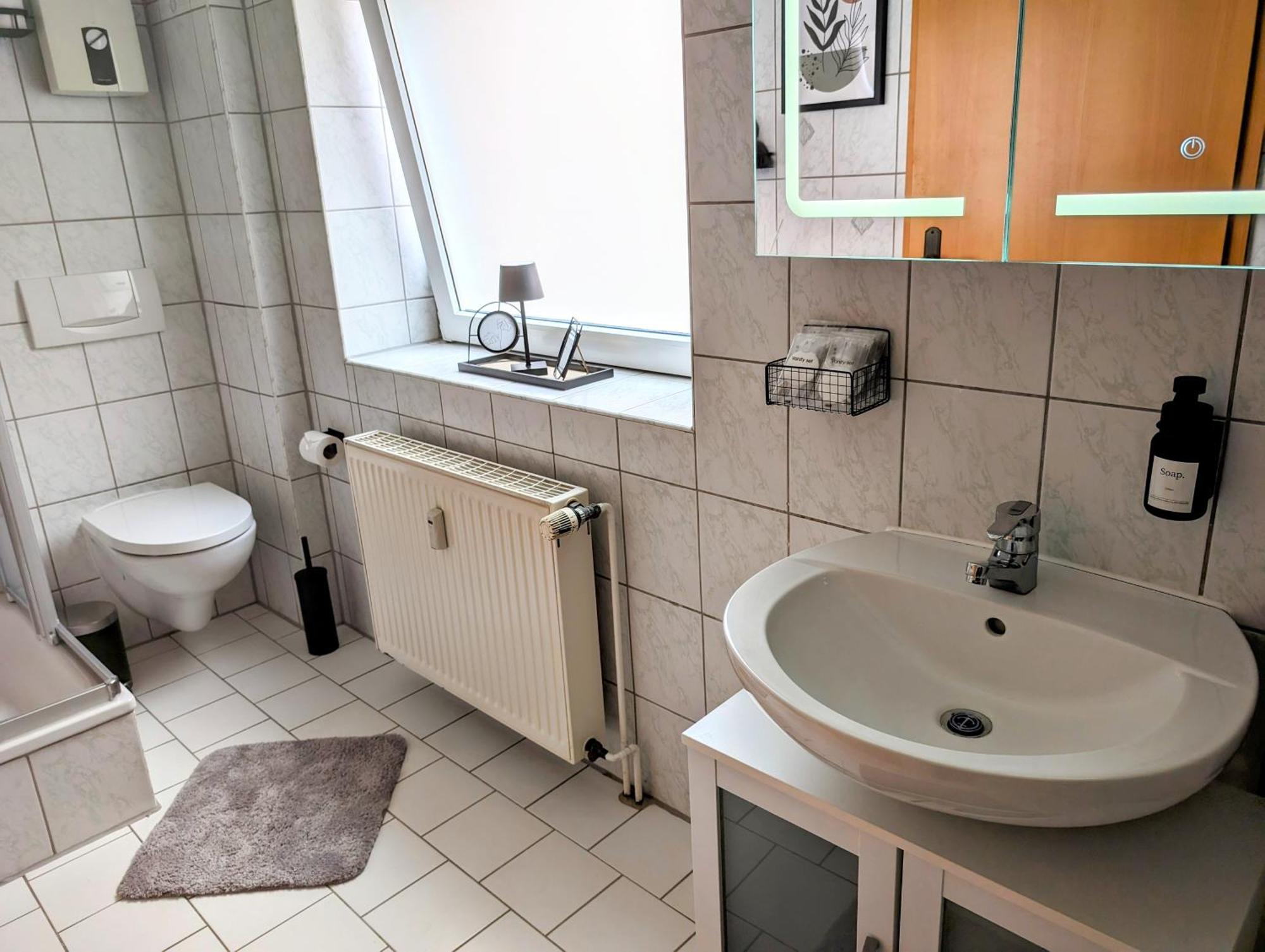 Casa Apartment Modern Vintage Flexibilitaet Pur- Perfektes Apartment Fuer Familien Und Geschaeftsreisende 5 Schlafplaetze, Vollausstattung, Amazon Prime & Parkplatz Inklusive Magdeburgo Exterior foto